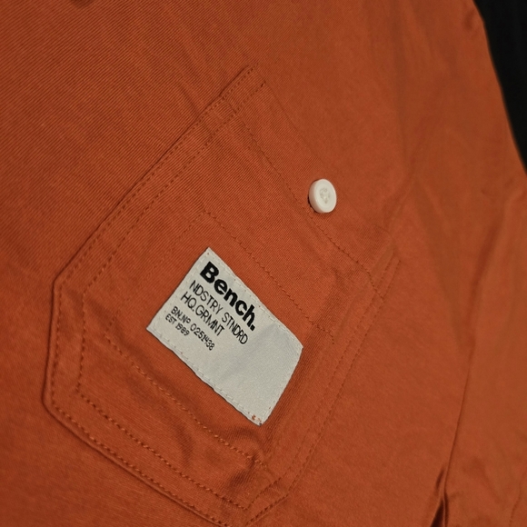Bench Men's 2 Piece Bundle Short Sleeve Shirts NWT Orange & White Size Medium - Picture 4 of 13